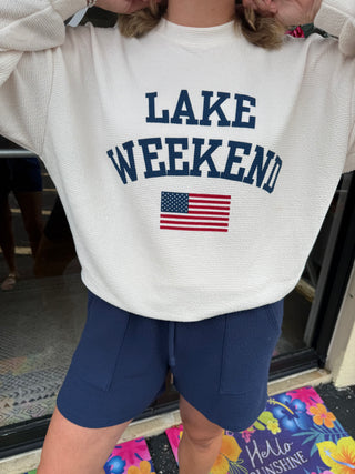 Lake Weekend Pullover