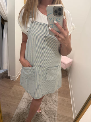 Denim vertical stripe pocket dress