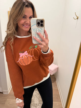 Double cuff designed embroidered pumpkin pullover