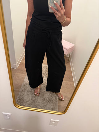 Black Barrel Style Sweatpants