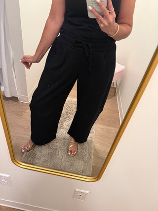 Black Barrel Style Sweatpants