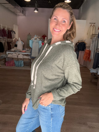 Green Soft Interwoven Drawstring Pullover