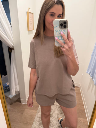 Mono B Brand taupe set