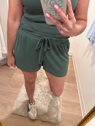 Green ribbed short